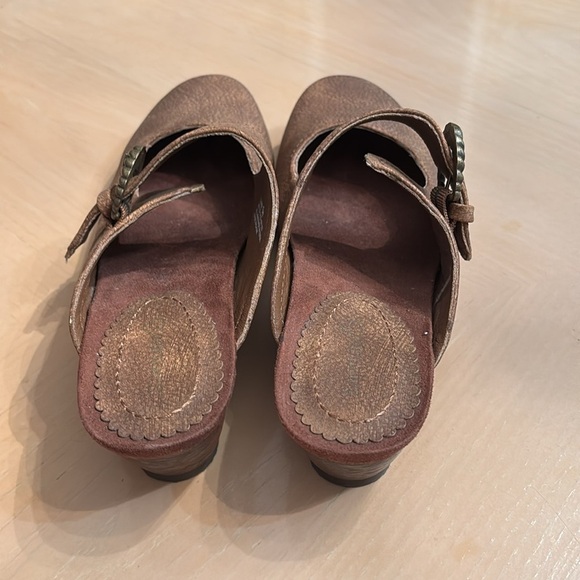 BareTraps Brown Mules - Picture 6 of 9